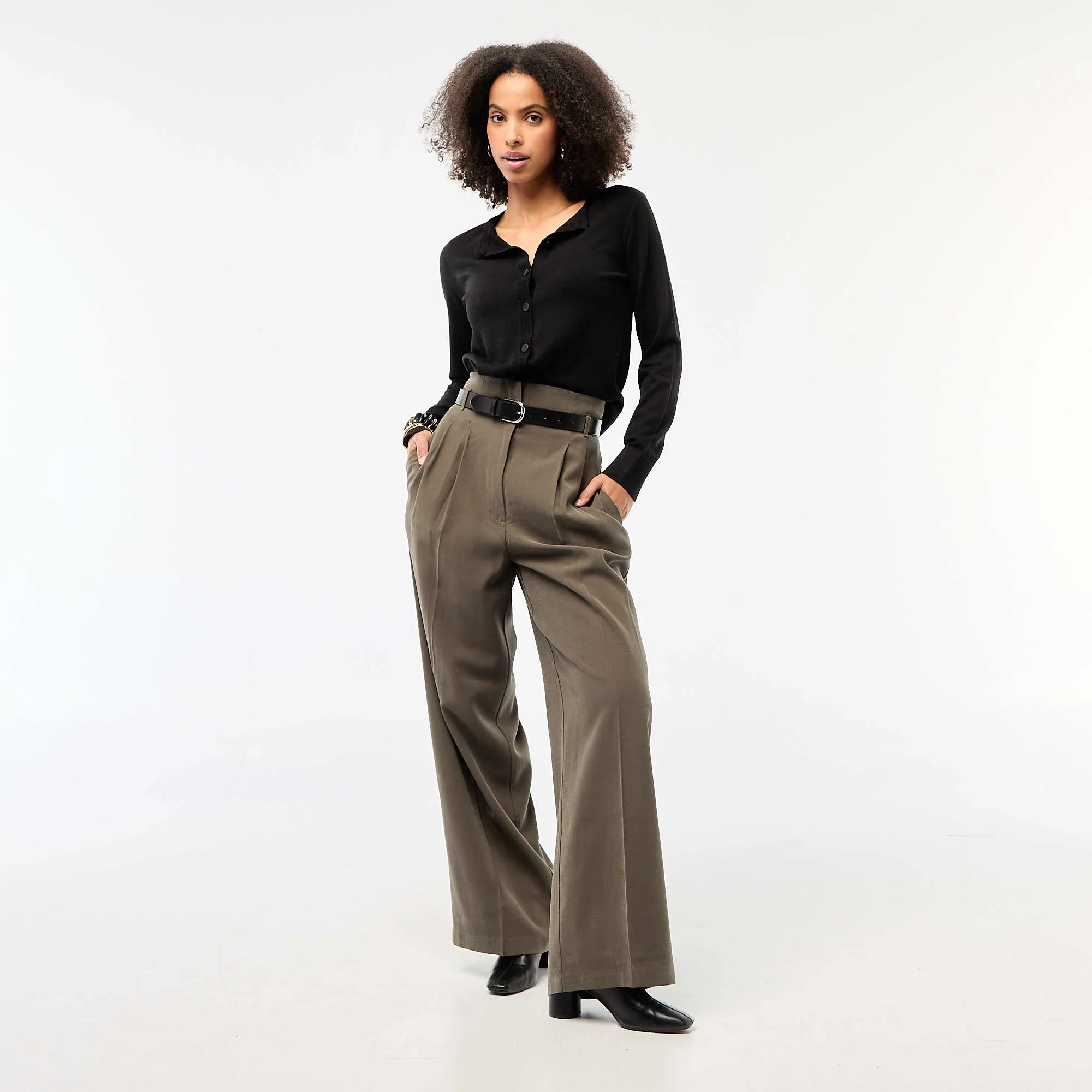 Plain Round Neck Cardigan BLACK - Image 2