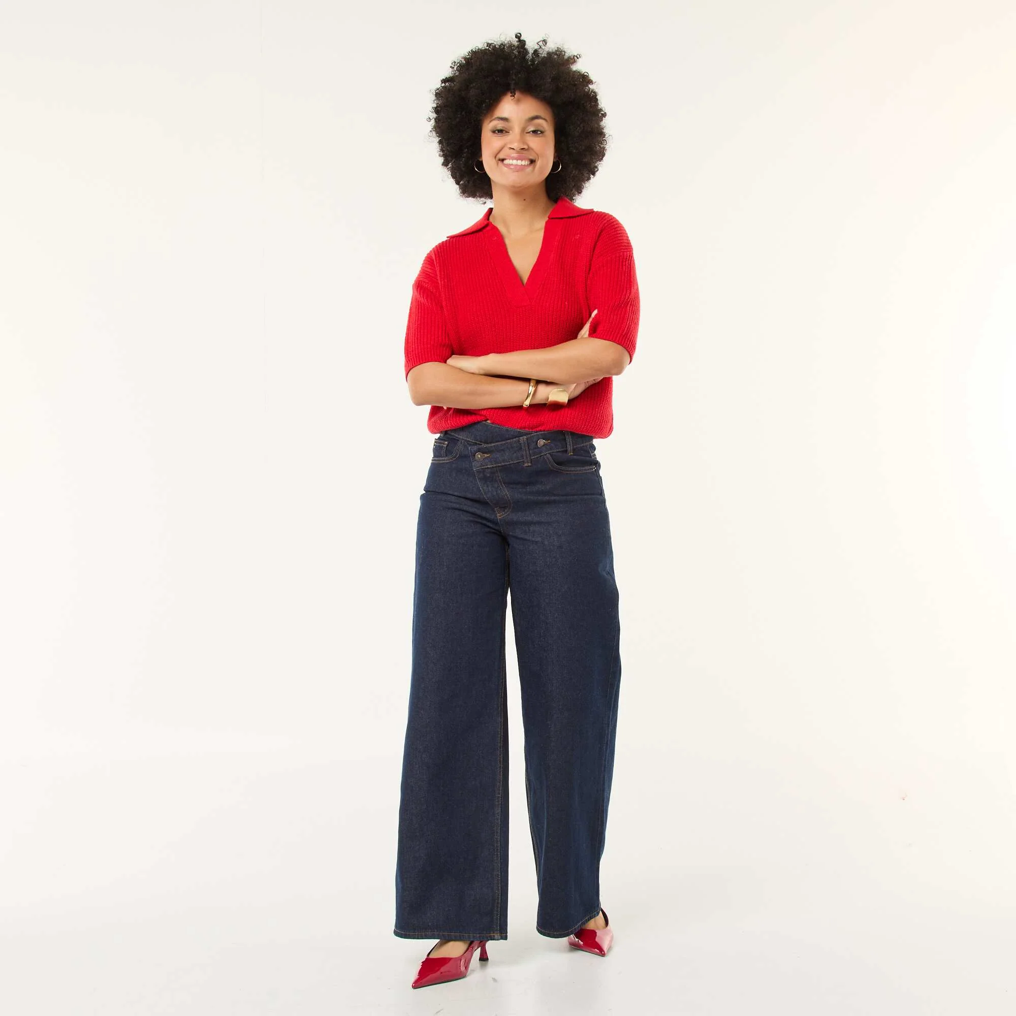 Polo-style sweater with V-neck RED - Image 2