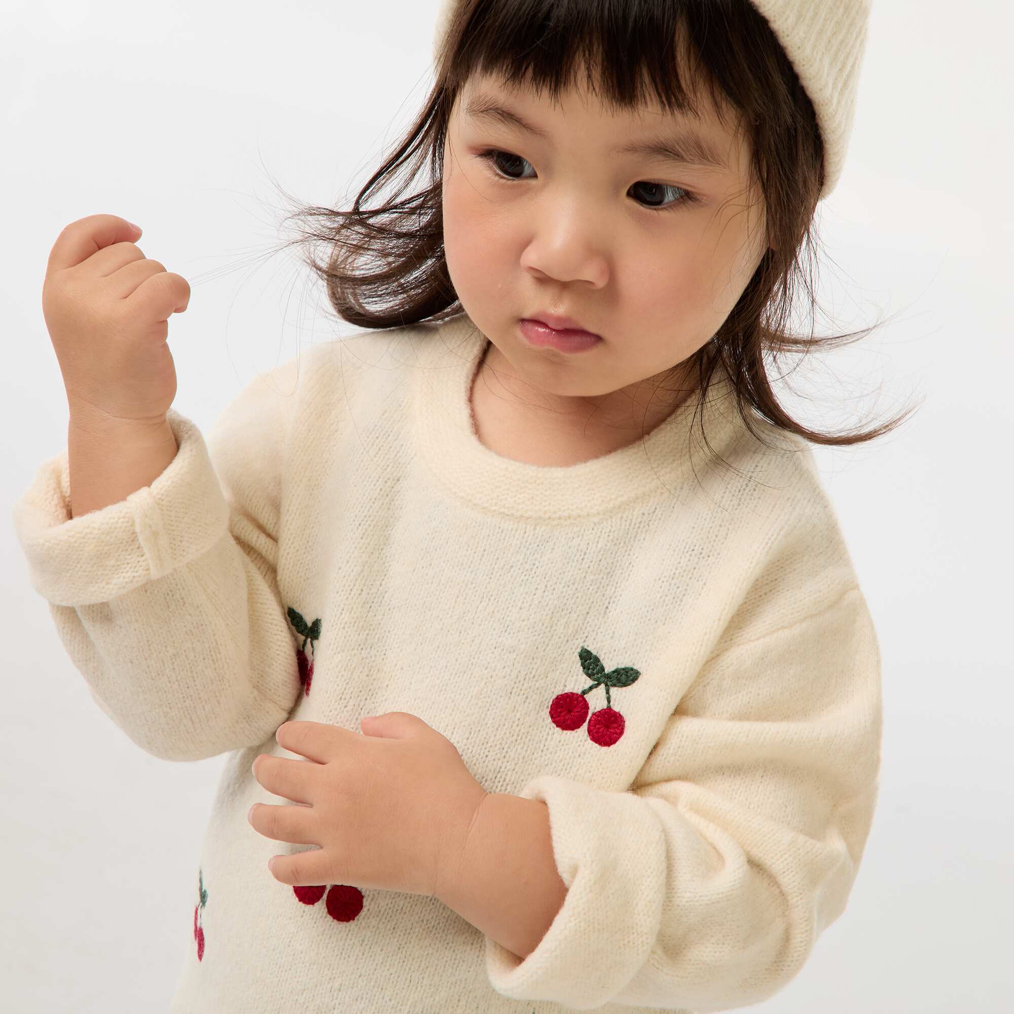 Round Neck Sweater with Embroidery WHITE - Image 4