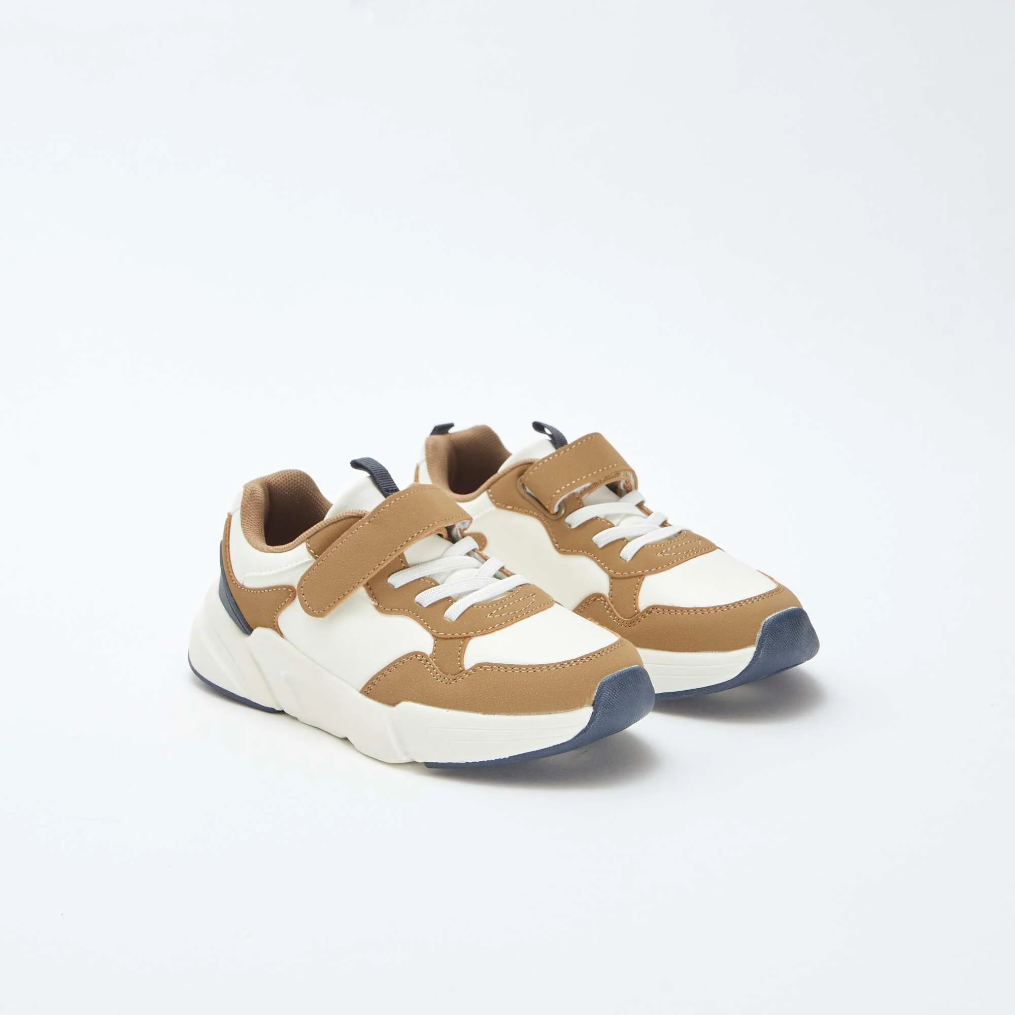 Running-style trainers with Velcro and elasticated laces WHITE