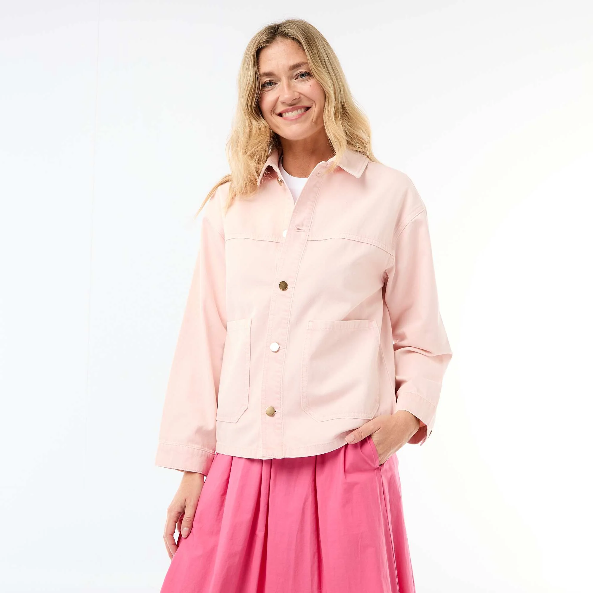 Short Denim Jacket with 2 Patch Pockets PINK - Image 3