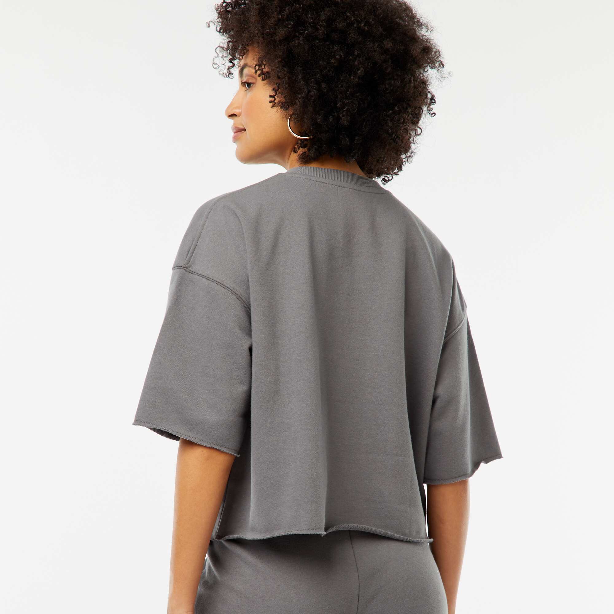 Short-sleeved loose-fitting sweatshirt GREY - Image 5