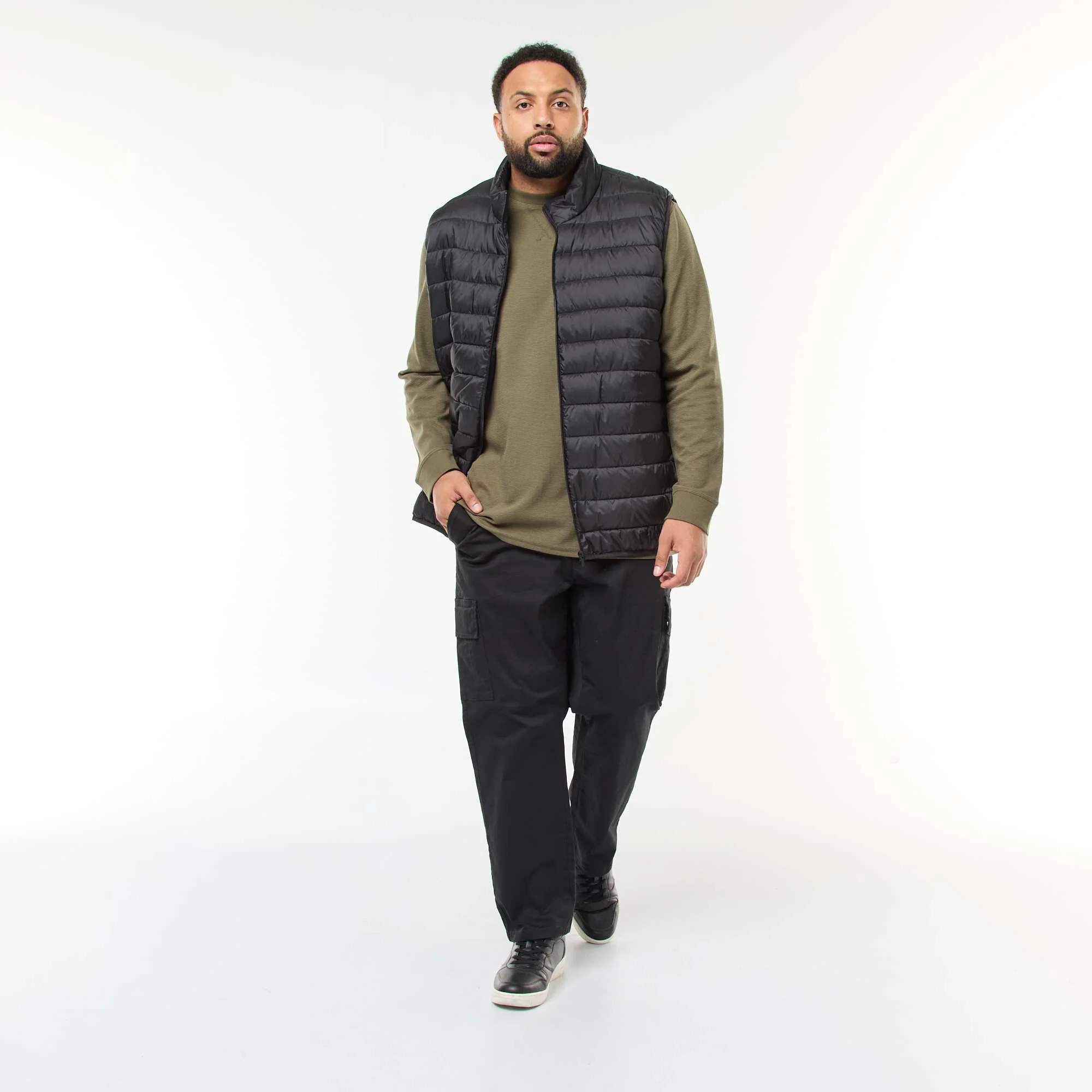 Sleeveless Lightweight Puffer Jacket with Stand-Up Collar BLACK - Image 2