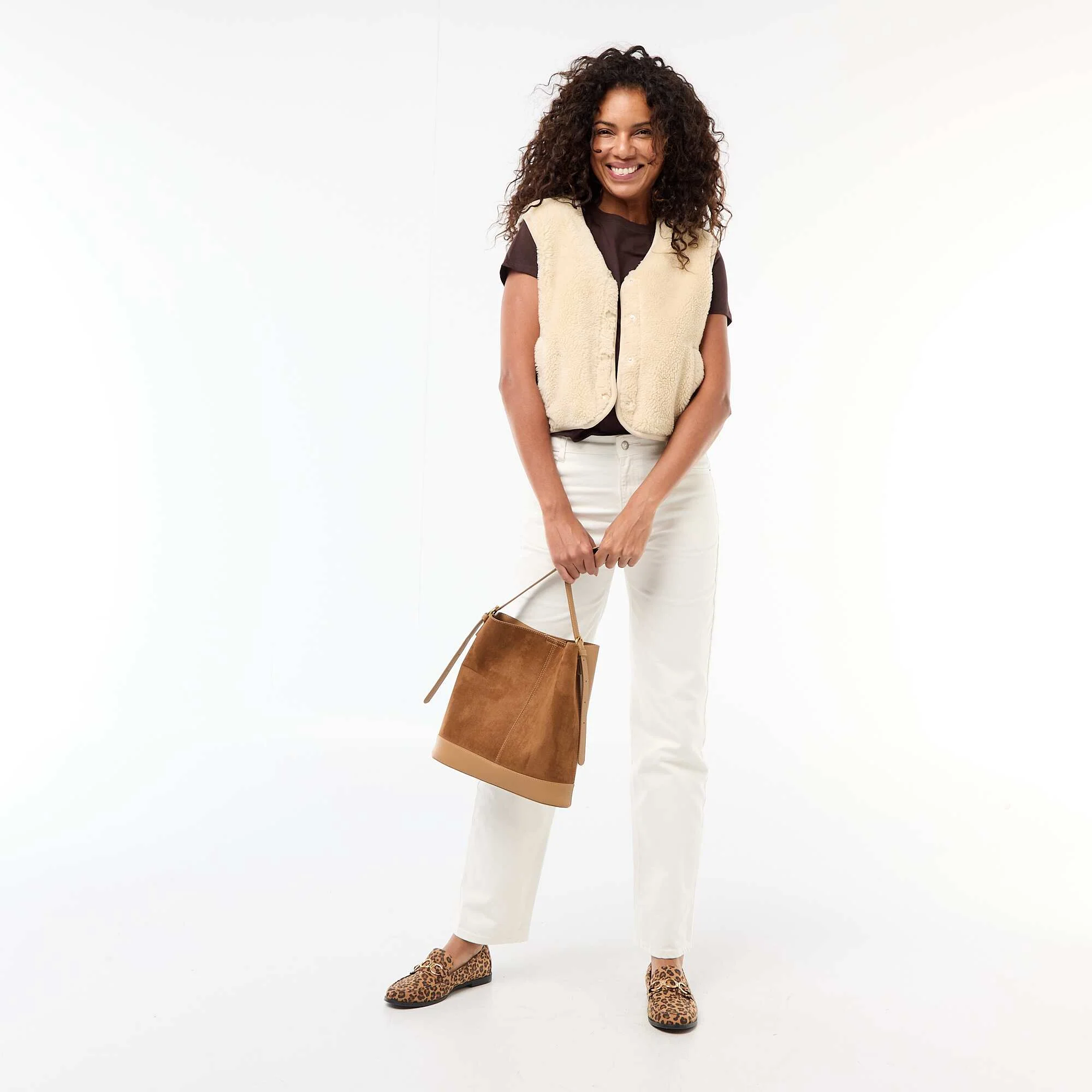 Sleeveless Sherpa Vest BEIGE - Image 2