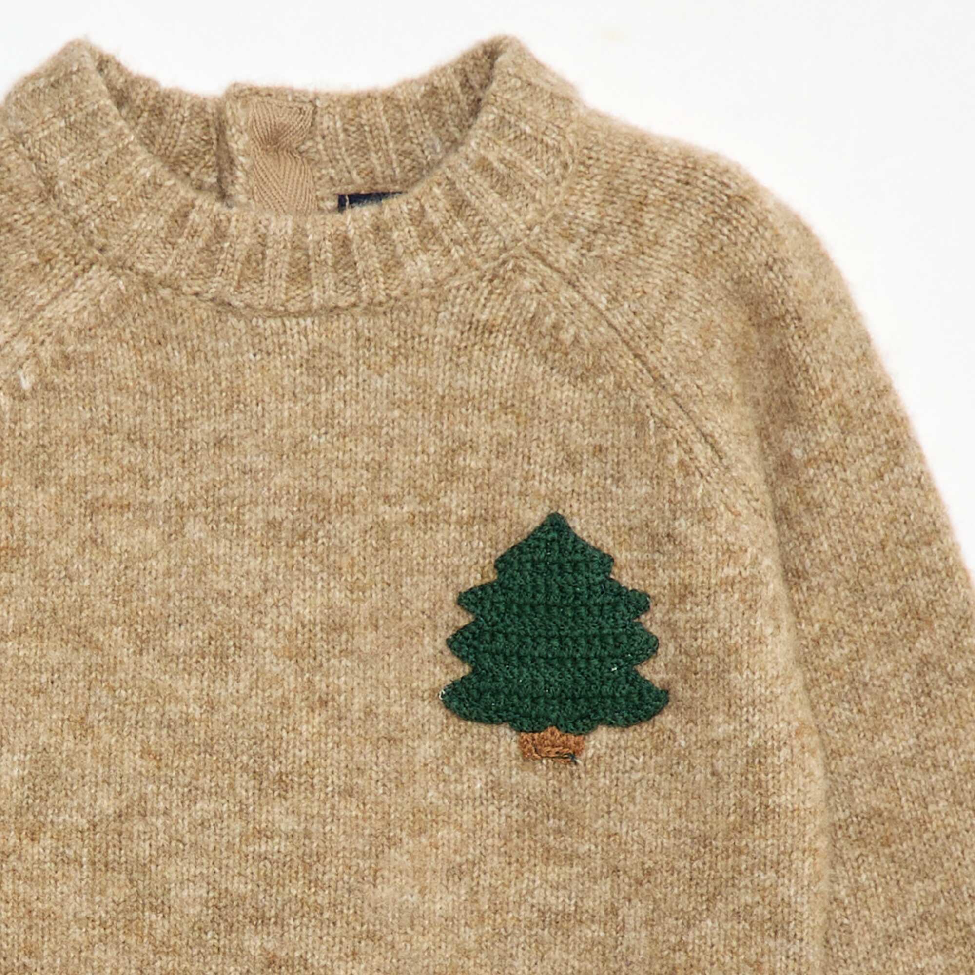 Soft Christmas Sweater with Animated Design BEIGE - Image 2