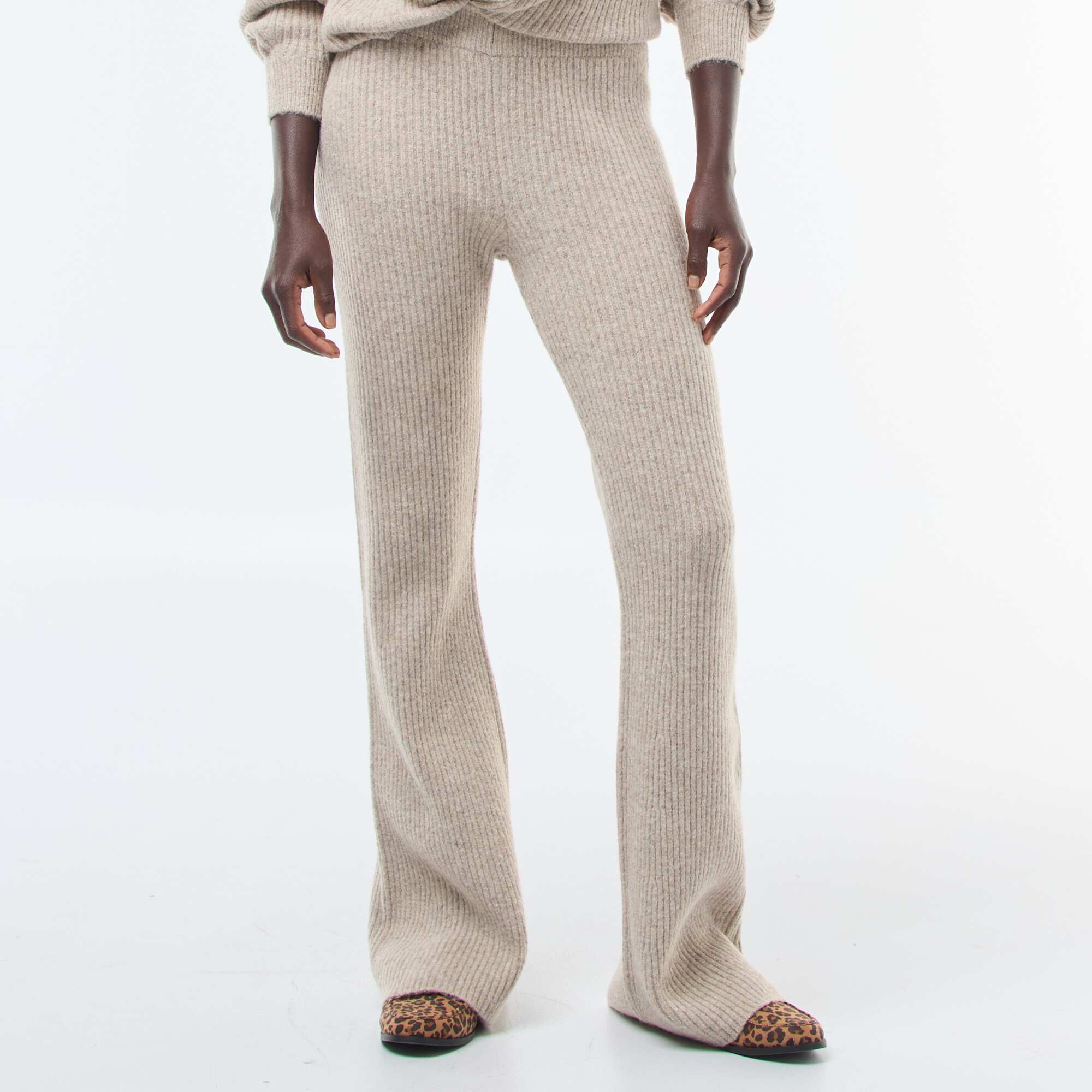 Soft Ribbed Leggings BEIGE - Image 2