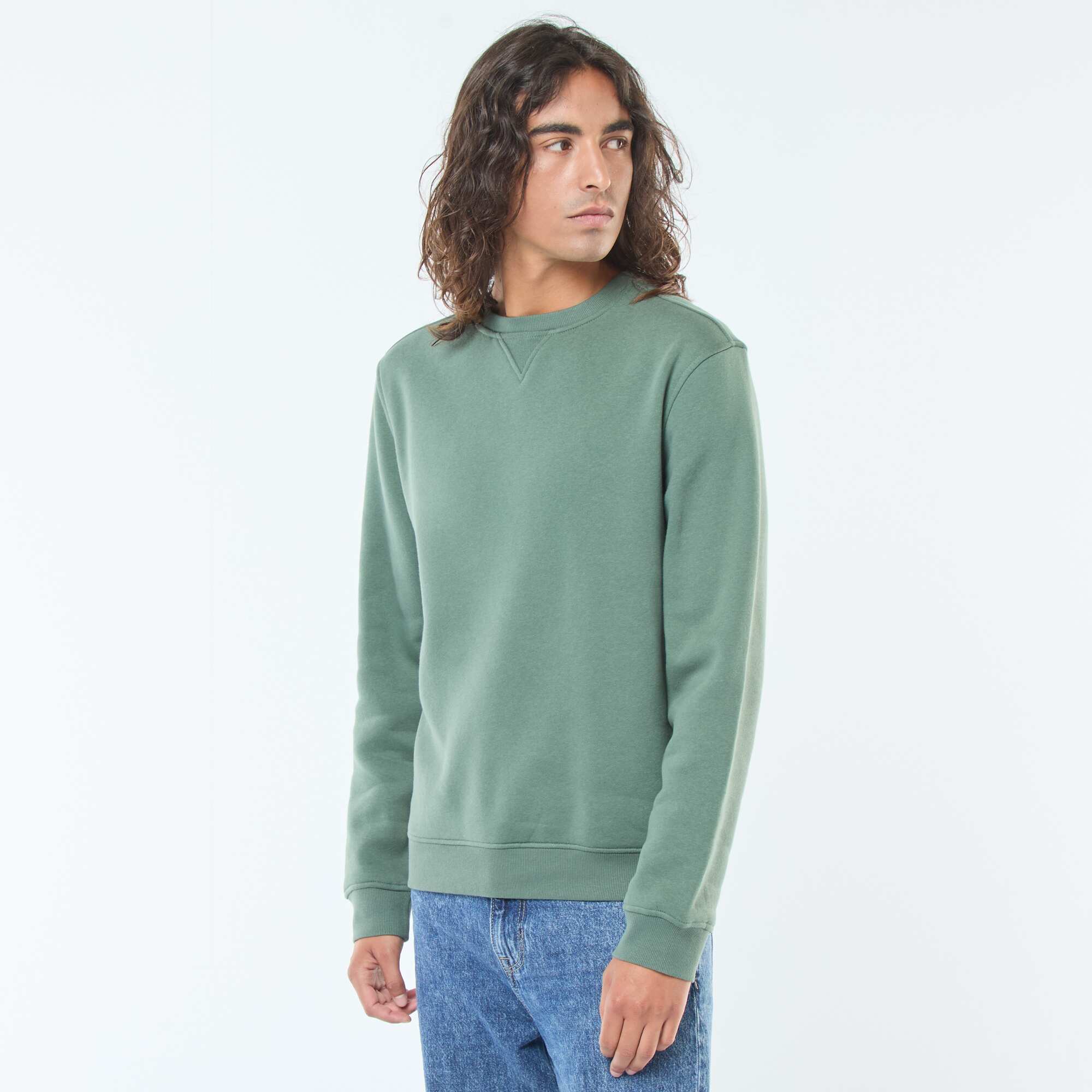 Solid Crew Neck Sweatshirt in Brushed Fleece GREEN - Image 5