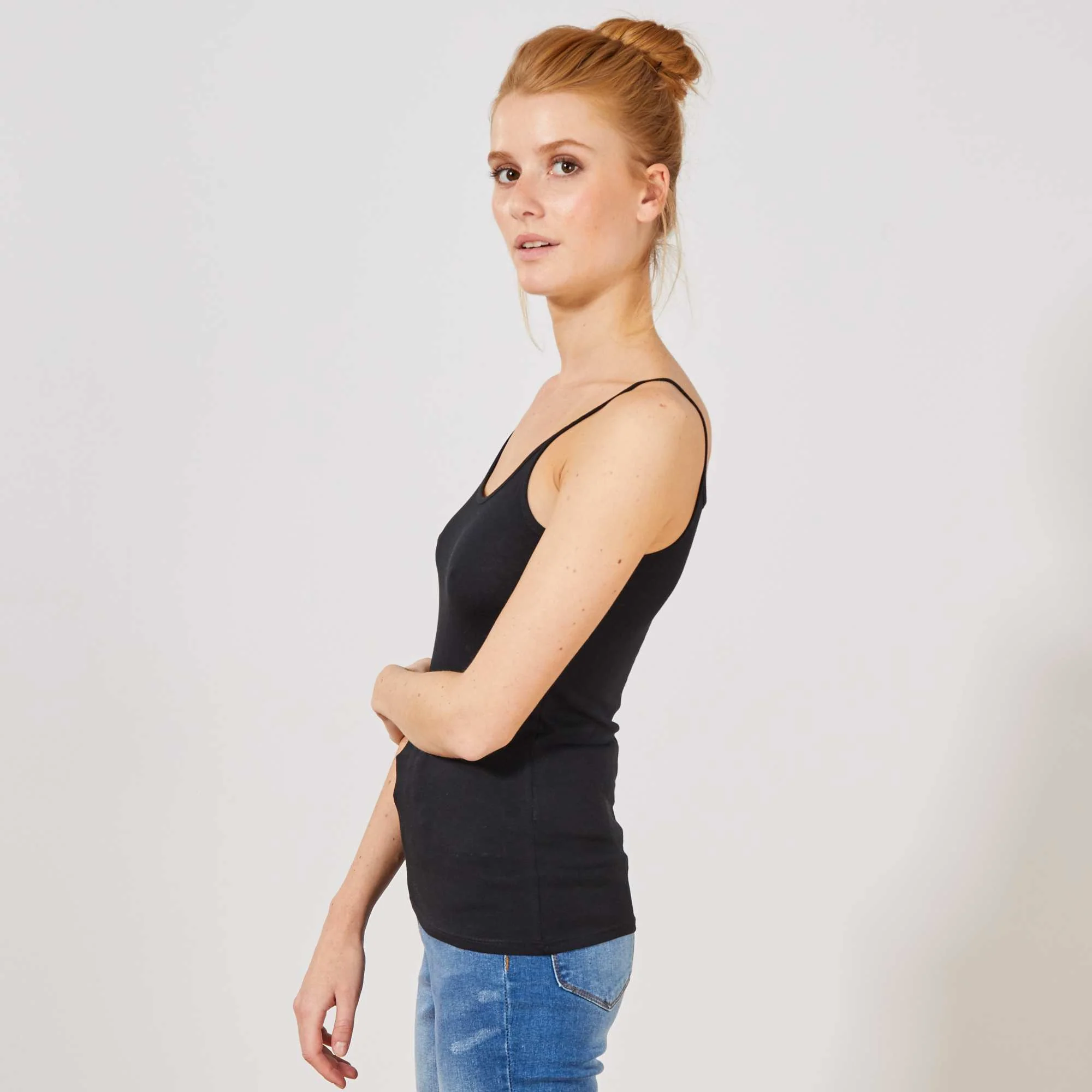 Spaghetti strap top black - Image 5