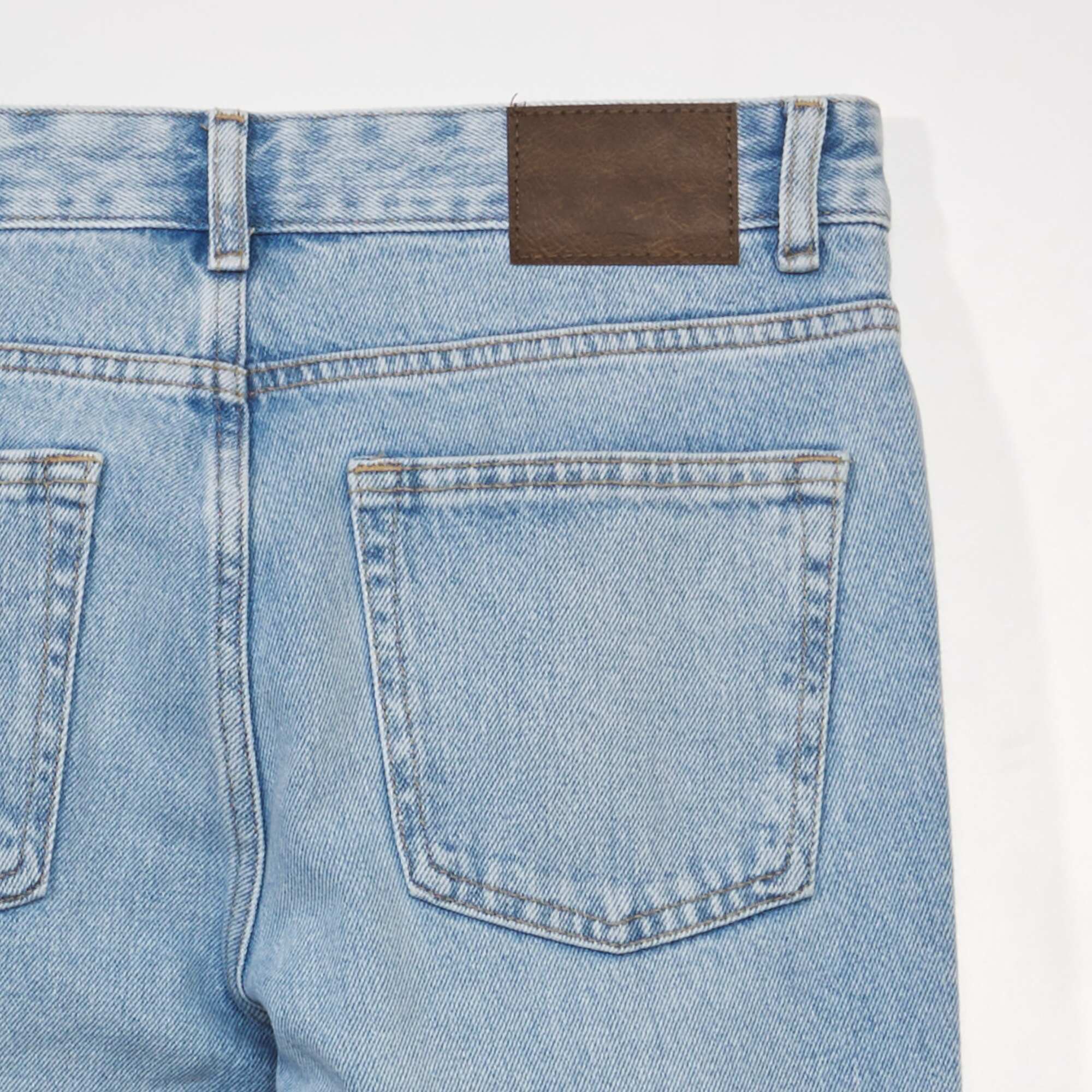 Straight-leg jeans - L32 BLUE - Image 4