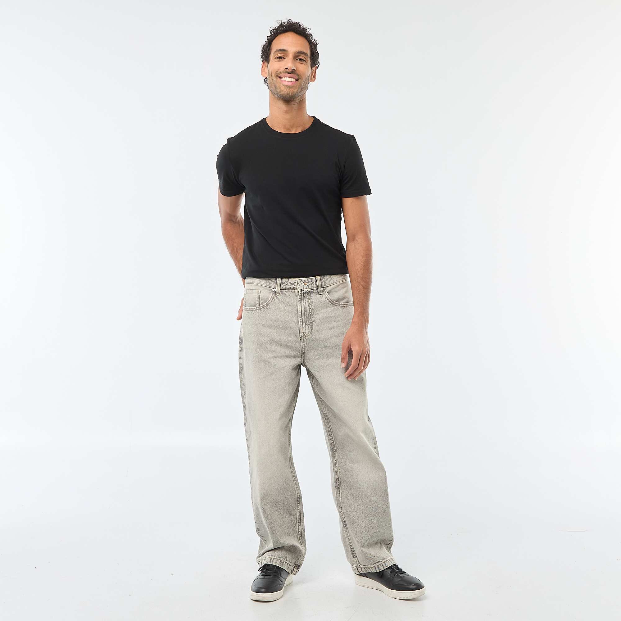 Straight Leg / Regular Fit 5-Pocket Jeans GREY