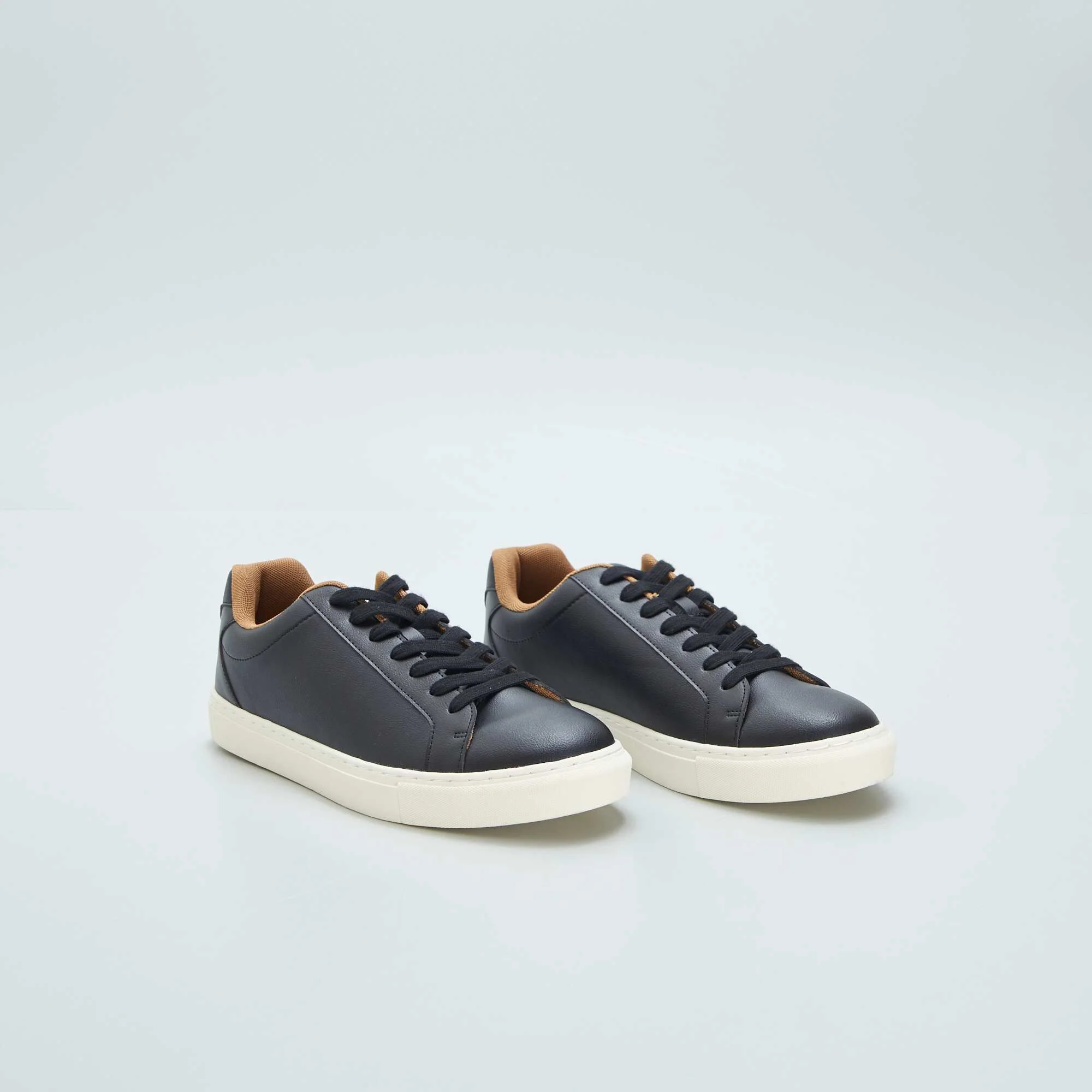 Textured low-top trainers BLACK