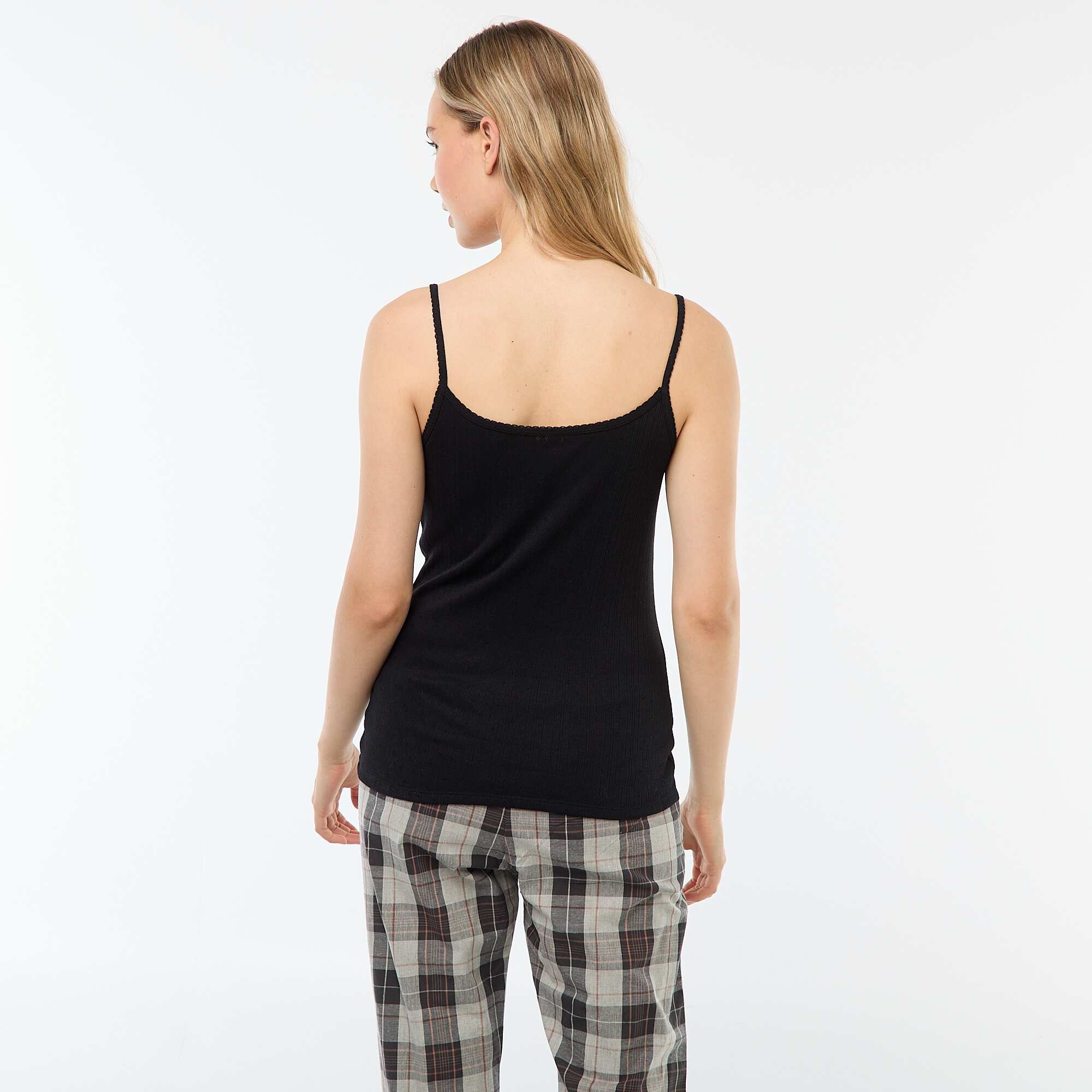 Thermo-Regulating Plain Tank Top BLACK - Image 2