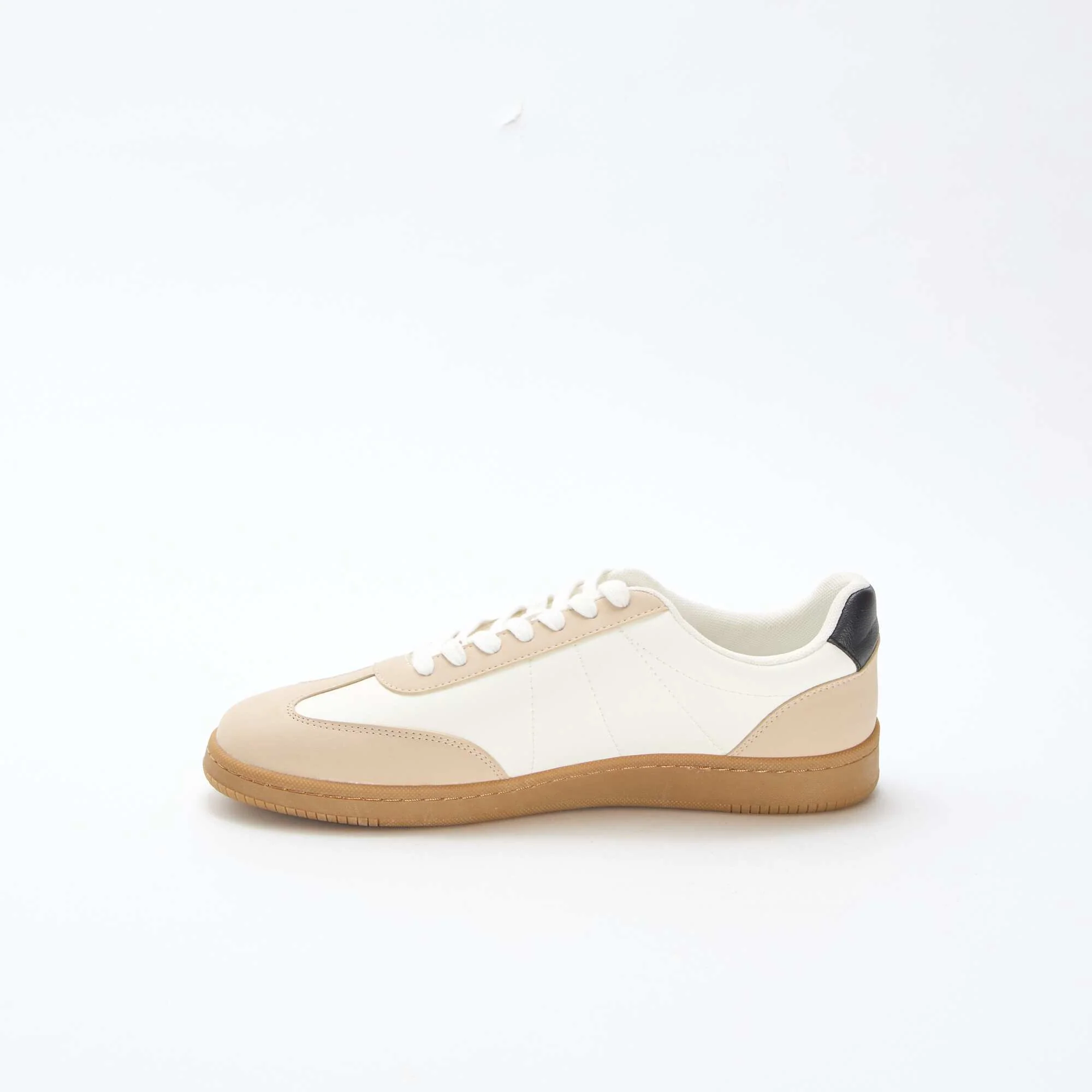 Two-tone low-top lace-up trainers WHITE - Image 4