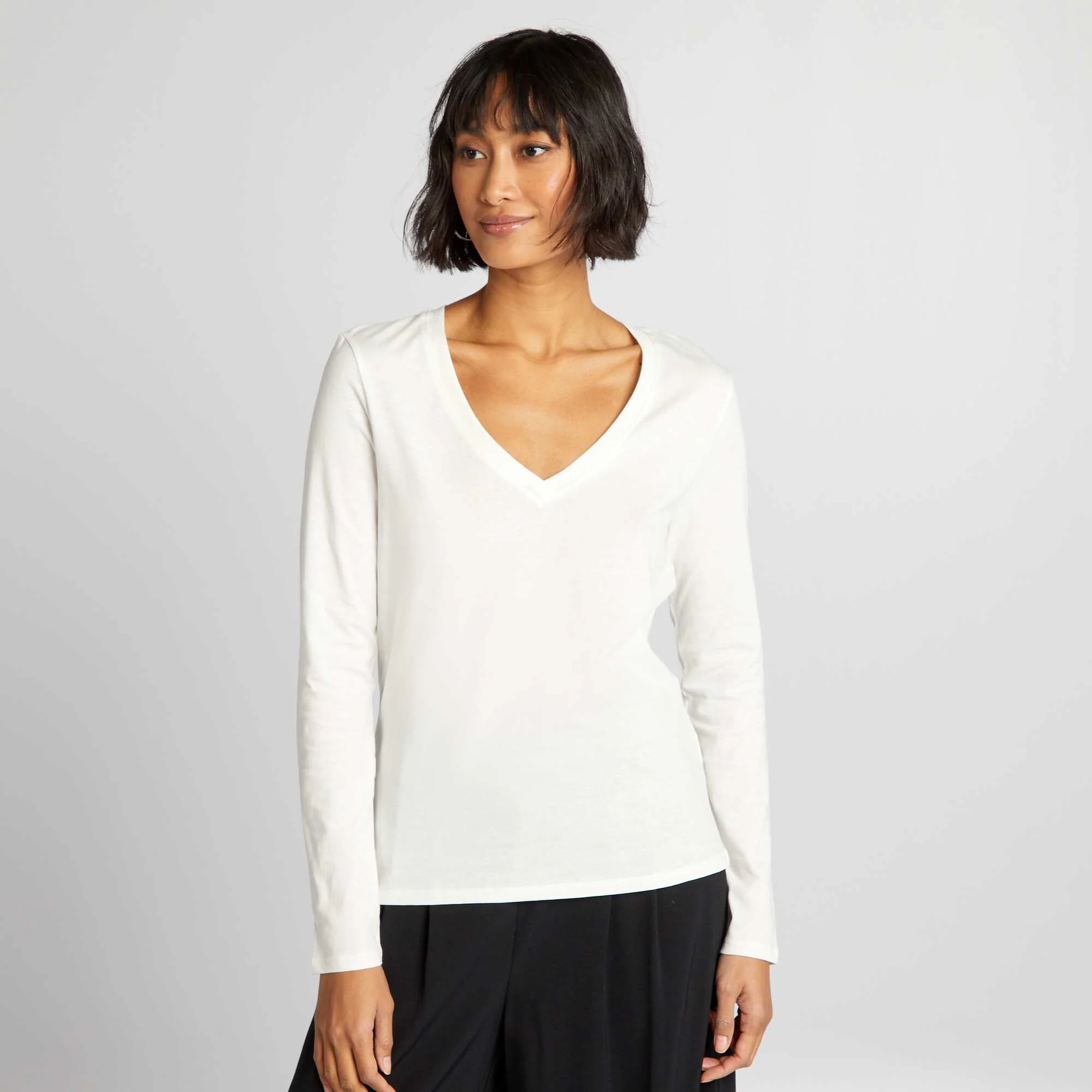 V-neck T-shirt White - Image 3